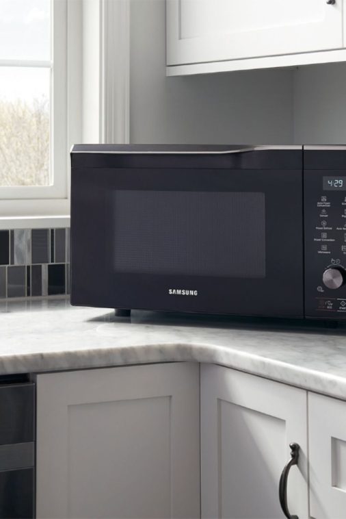 Samsung - 1.1 Cu. Ft. Countertop Convection Microwave with Sensor Cook and PowerGrill - Image 9